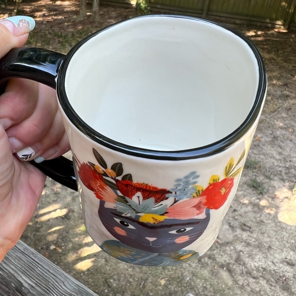 Signature Housewares Unique Floral Cat Coffee Mug - Picture 8 of 8